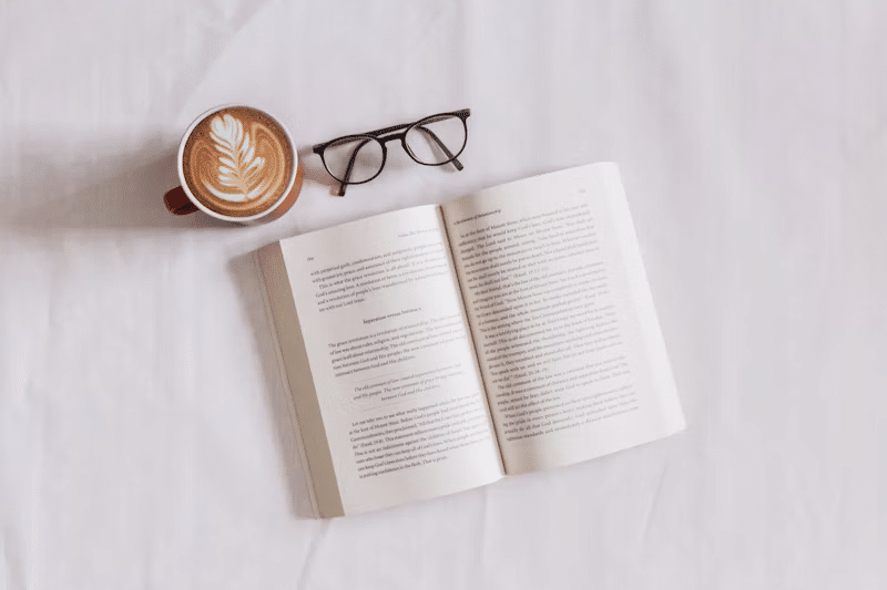 "Feira Literária" Imagem de livro